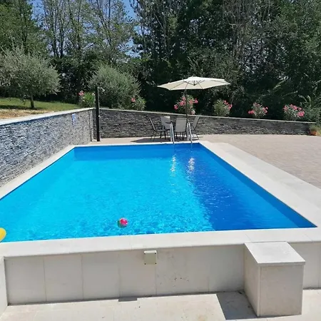 펜션 Family Friendly House With A Swimming Pool Lindar, Istria - Sredisnja Istra - 14189 파진